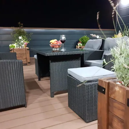Penthouse Lux *