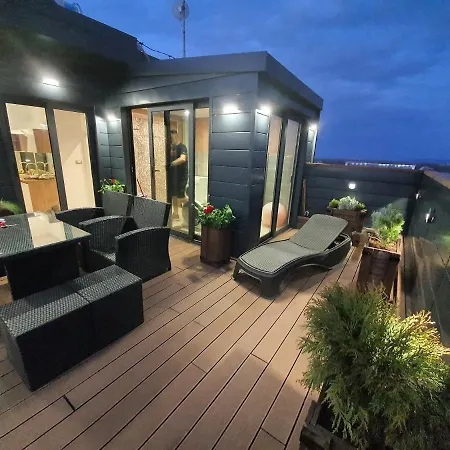 Apartament Penthouse Lux *